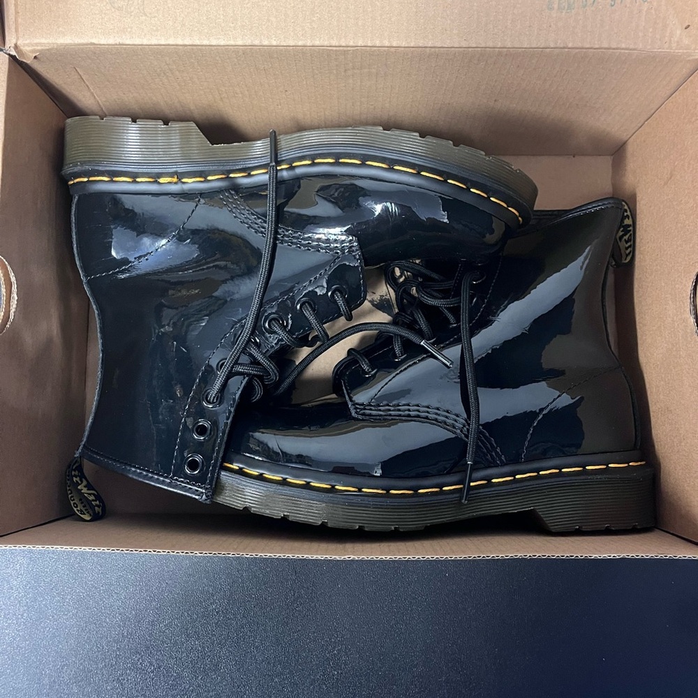 Dr. Martens Doc 1460 W Boots Black Patent Leather Size 6 - Picture 11 of 13